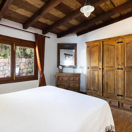 Home2book Charming Nature Casa Aurora * لوس رياليخوس