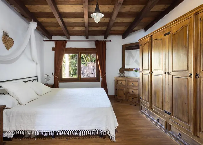 Home2book Charming Nature Casa Aurora Ferienhaus
