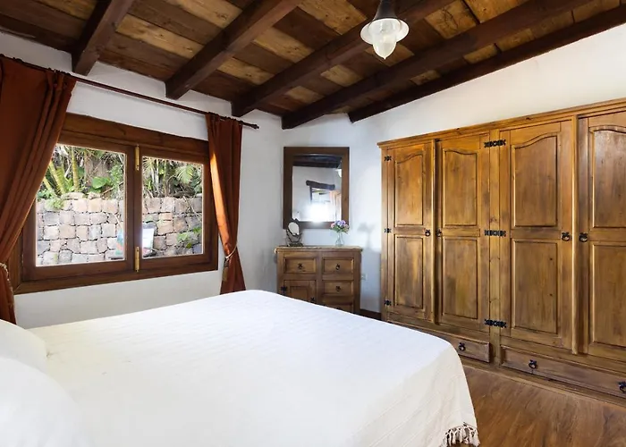 Home2book Charming Nature Casa Aurora * لوس رياليخوس